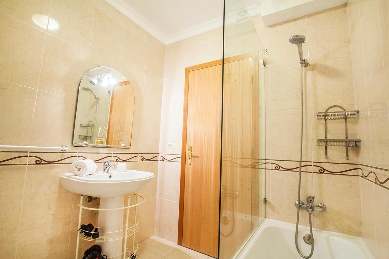 Heart Of Aveiro Apartment ภายนอก รูปภาพ